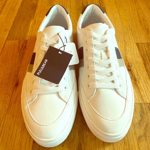 Pull&Bear Other - White, Navy blue, and gray Pull&Bear sneakers.